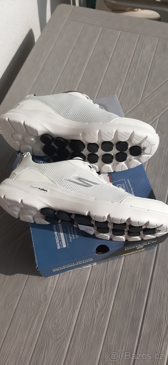 Nové bílé tenisky Skehers 43 - 3