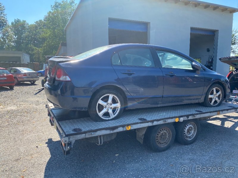Honda Civic sedan dily 1.8 - 3