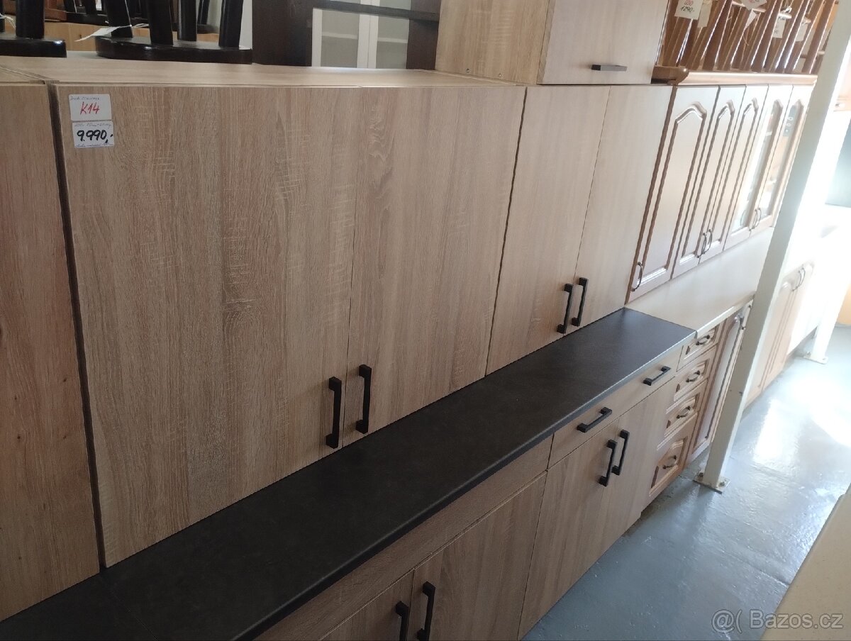 KUCHYNĚ DUB/ČERNÁ 240cm - 3