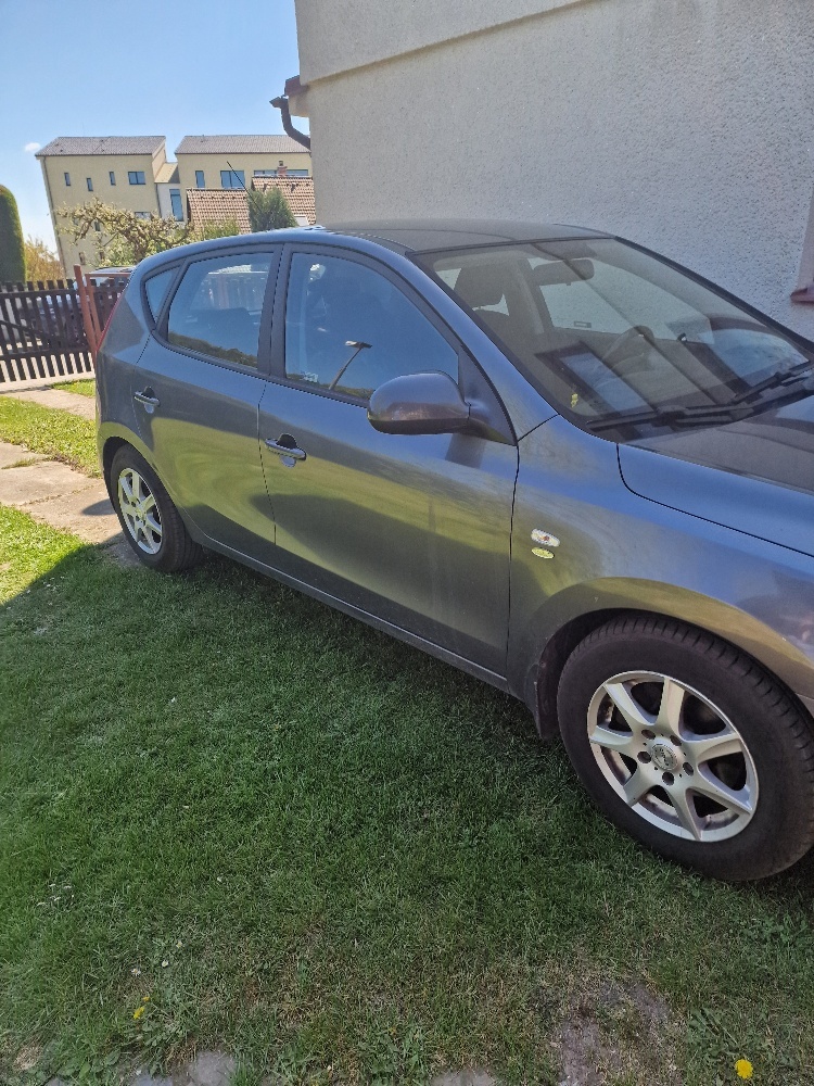 Hyundai i30 r.v. 2007 - 3