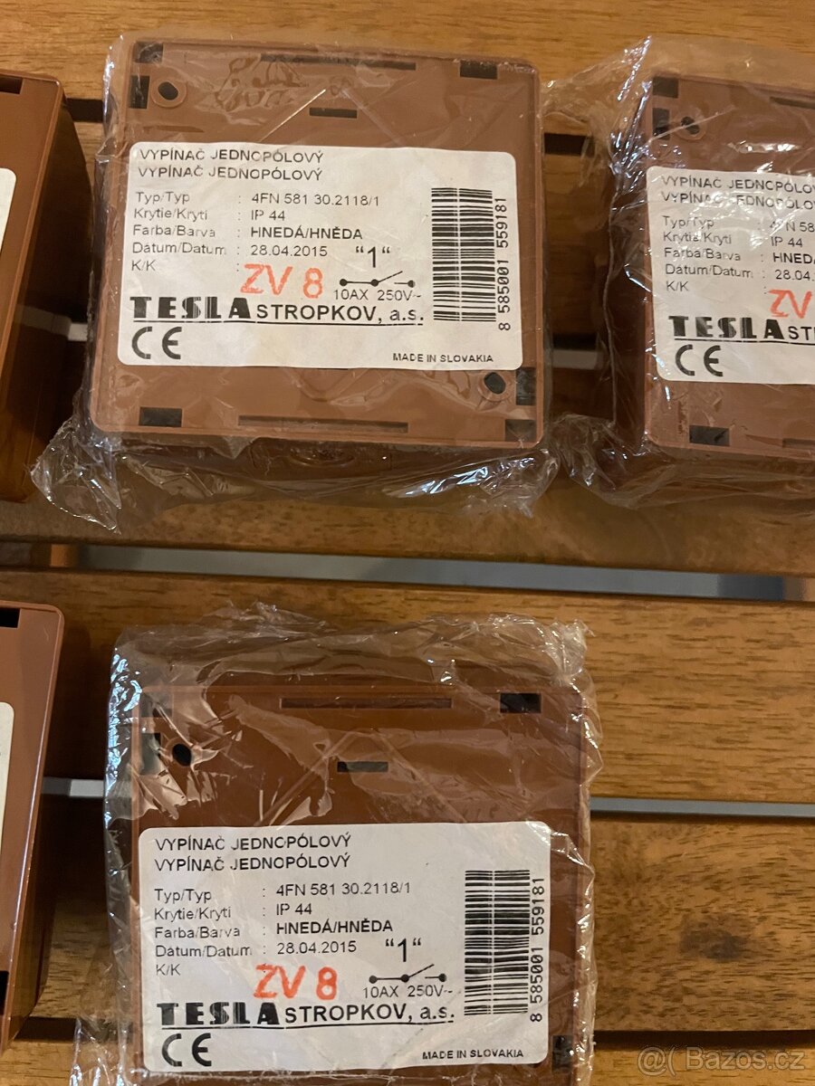 Nástěnné vypínače - 3