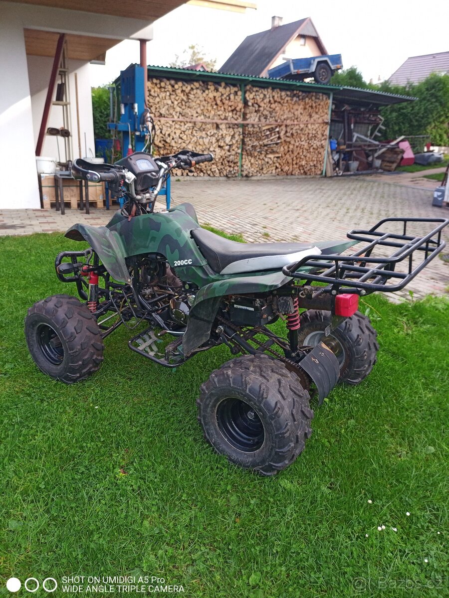 Prodám čtyřkolku 200,CCM čtyřtakt
