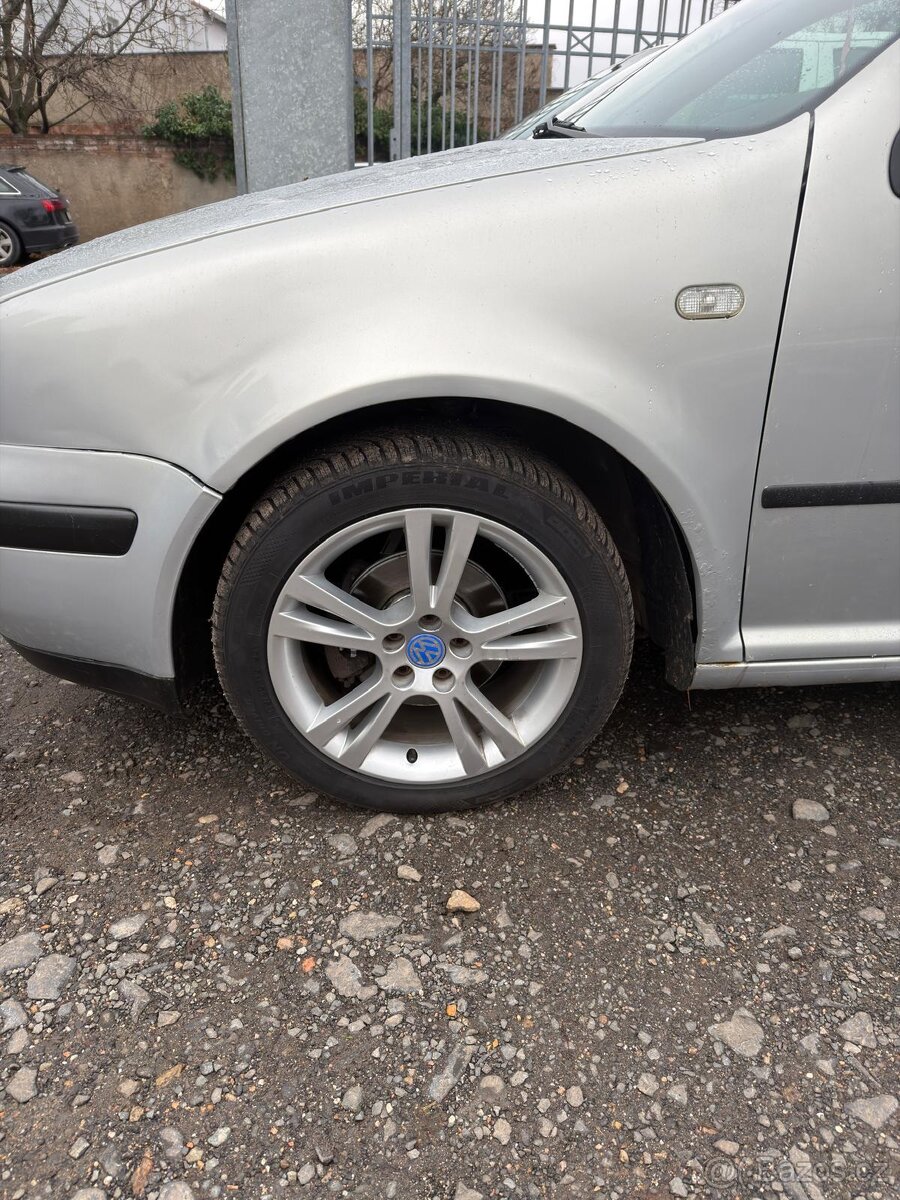 VW Golf IV, Automat 1,6 74Kw - 3