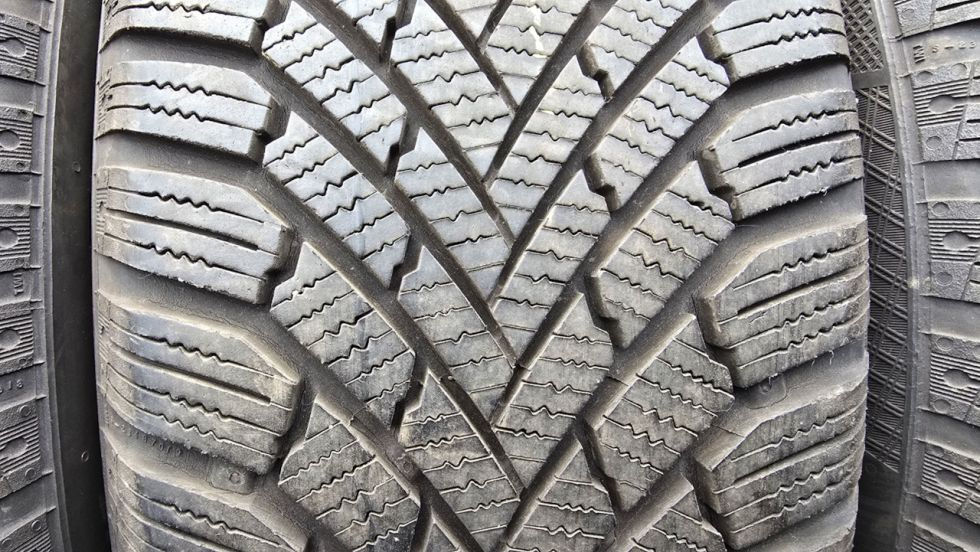 Zimní pneu 205/55/16 Continental - 3