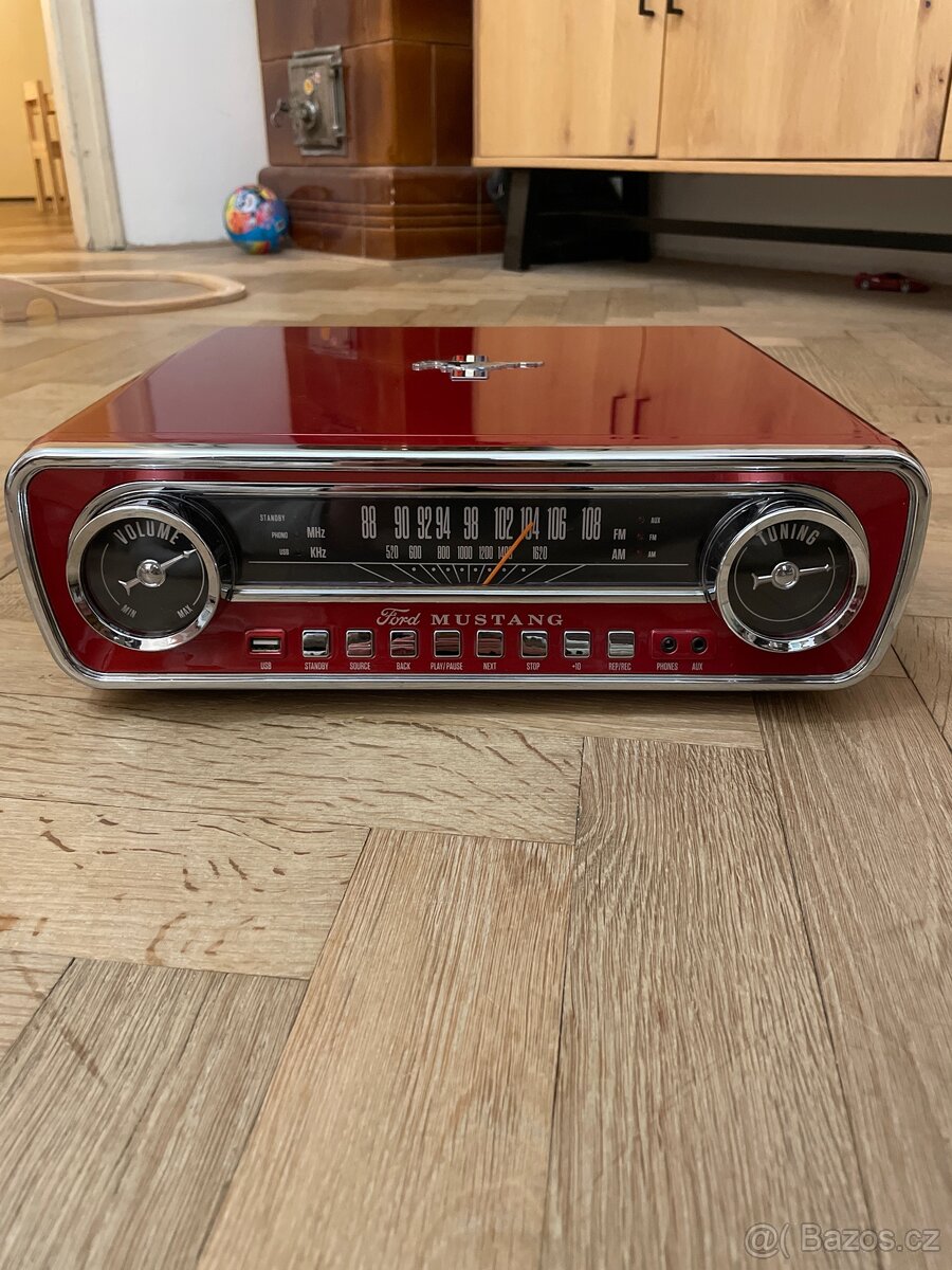 Gramofon ION Mustang - 3
