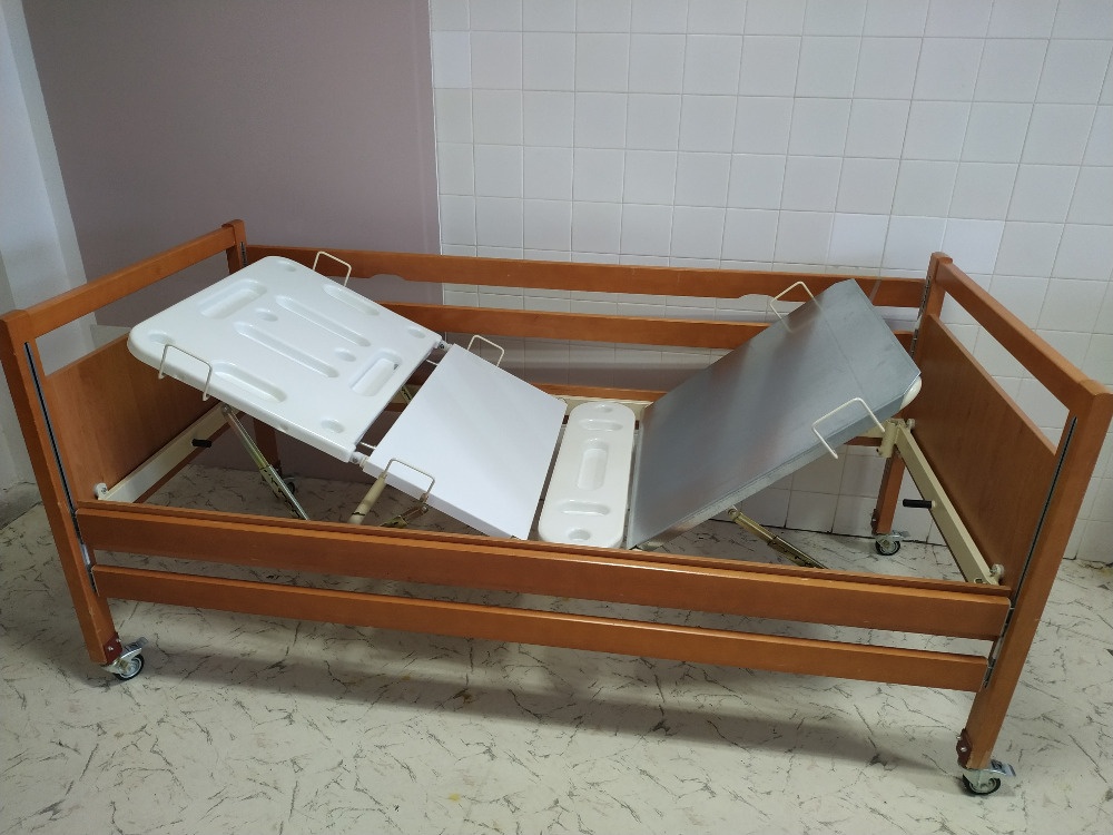 polohovací postel - 3