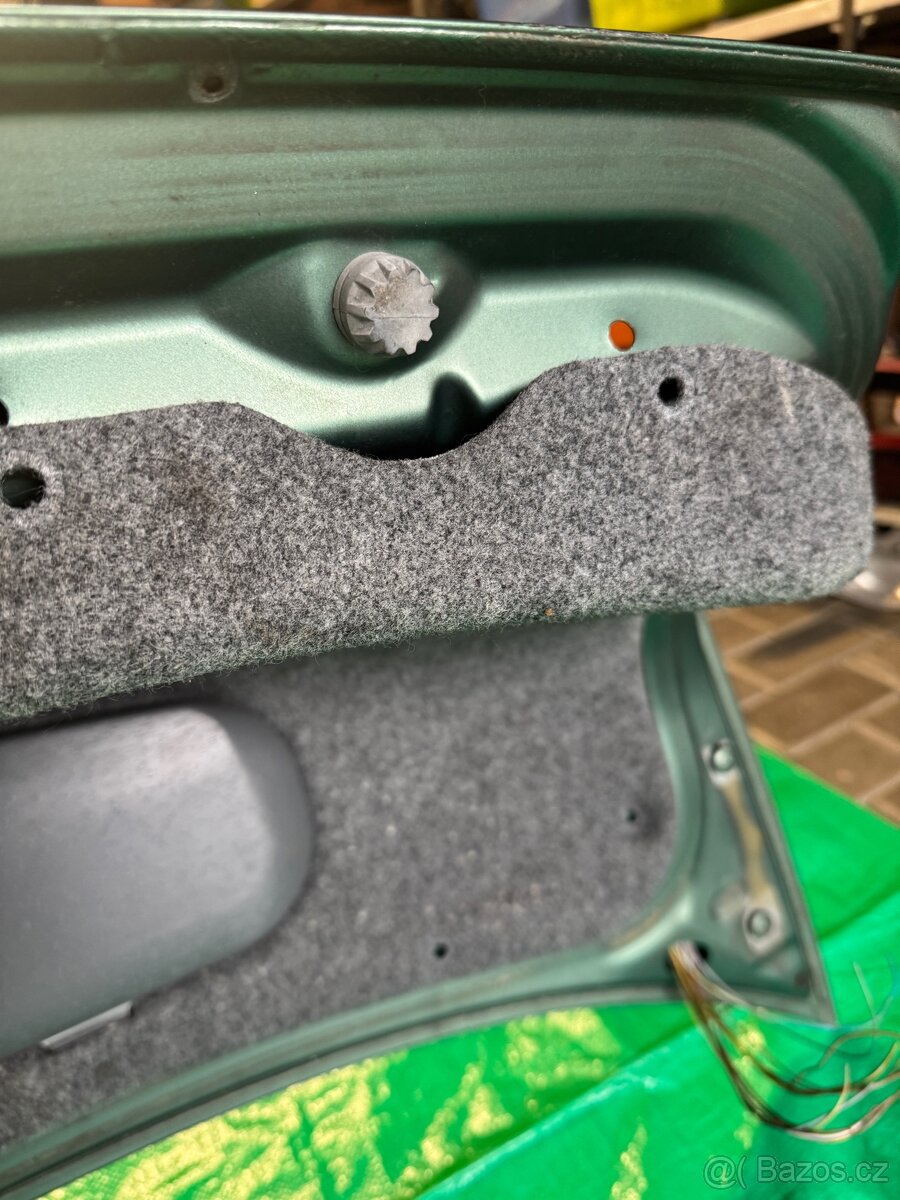 BMW e46 zadní kufr - 3