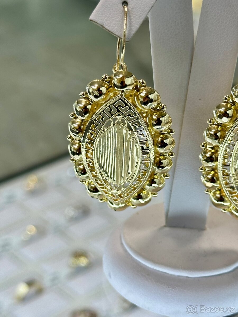 Zlaté náušnice 7,77g - 3