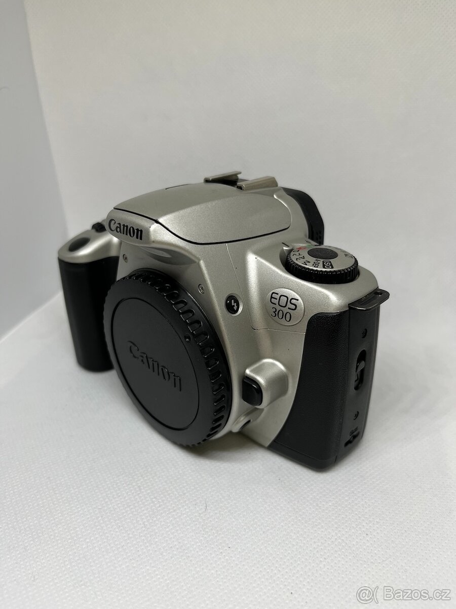 Canon EOS 300 - 3