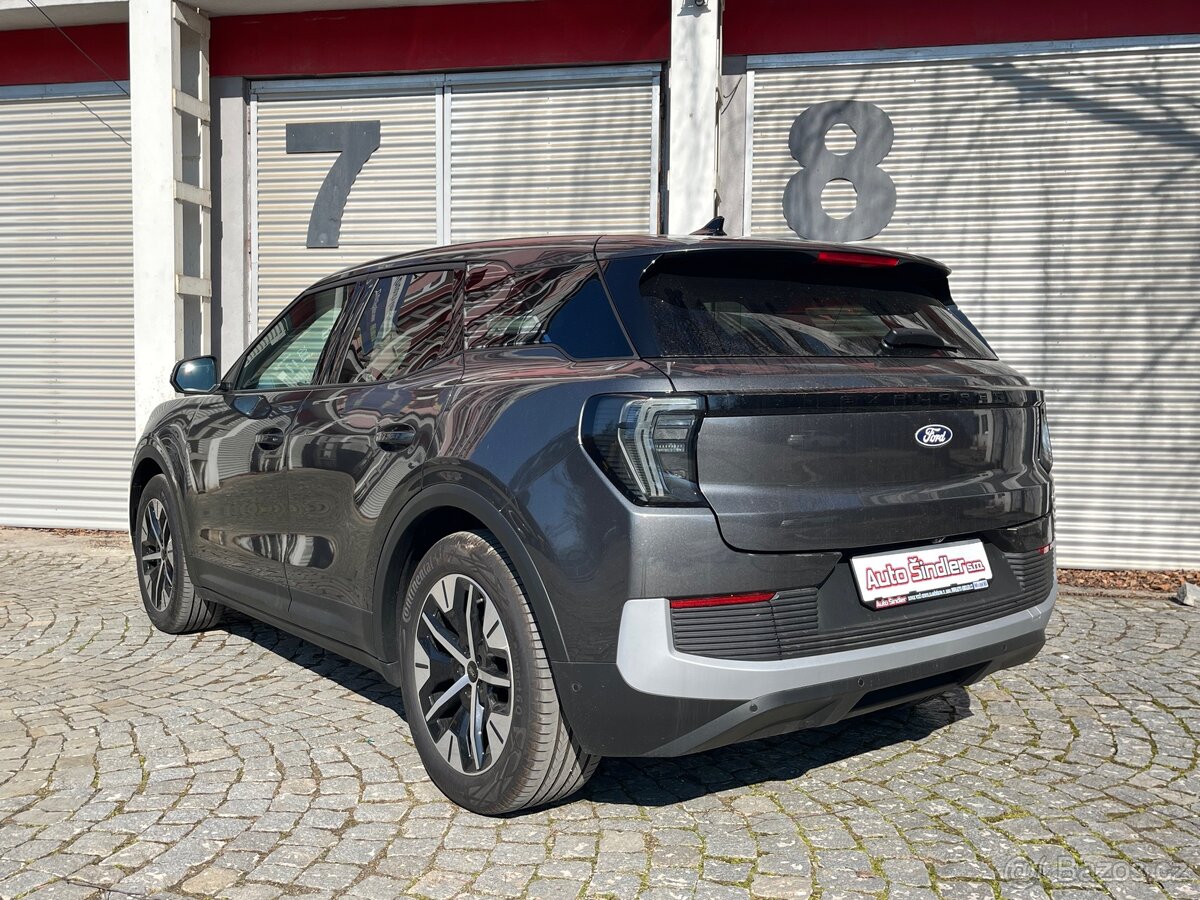Ford Explorer EV - 3
