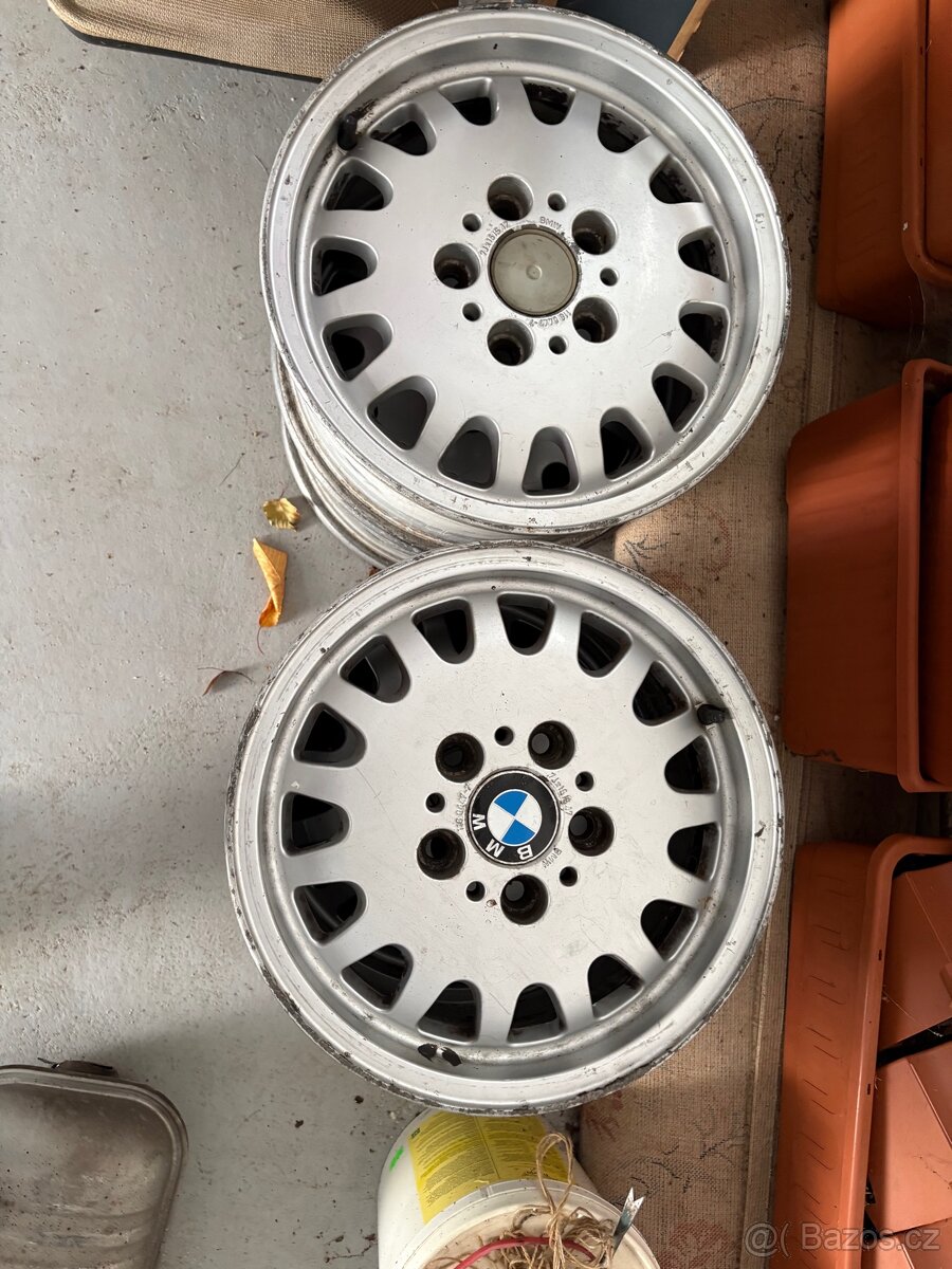 Kola bmw e36 - 3