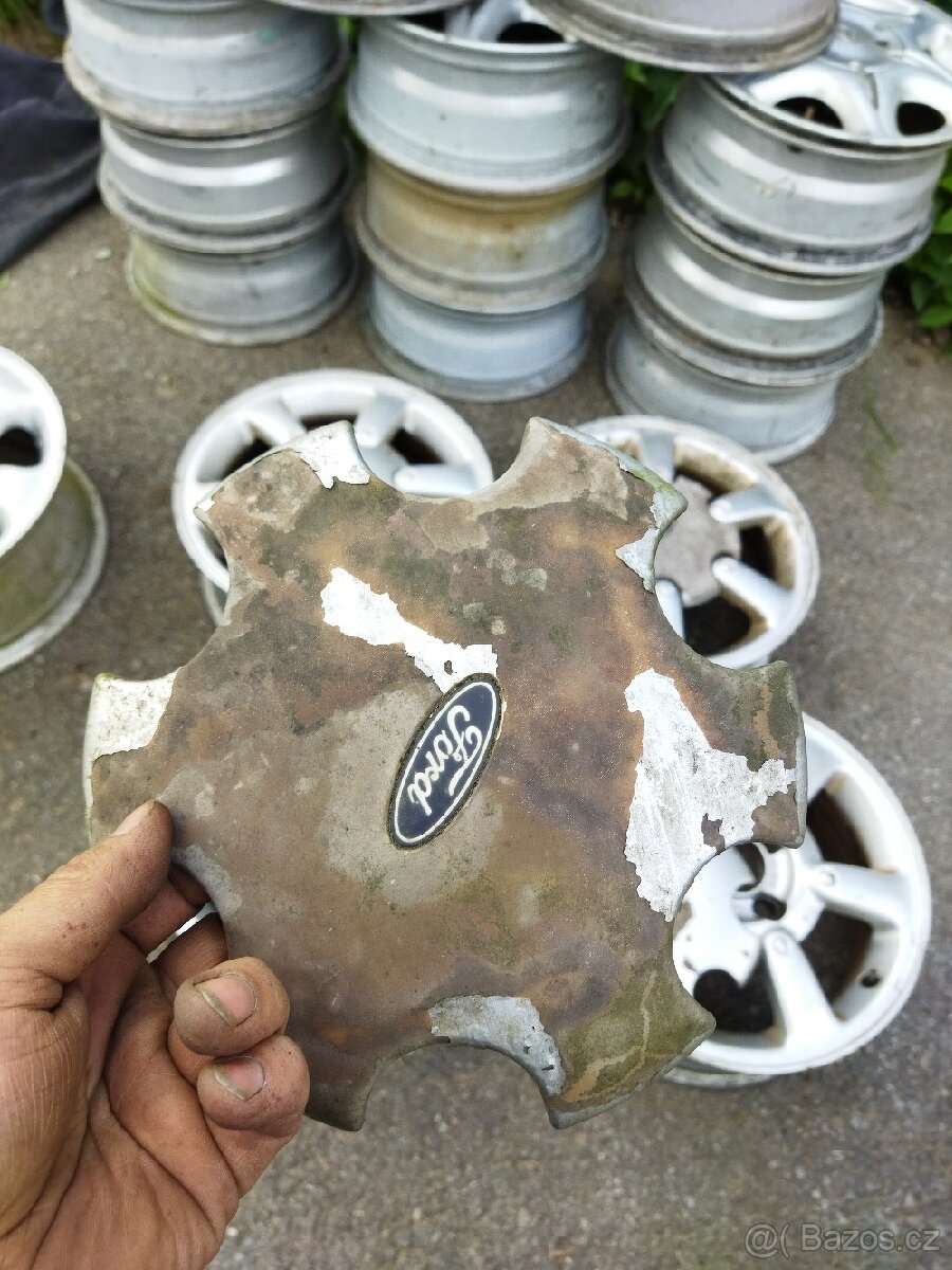 Retro ALU kola 4x108r15 originál Ford - 3
