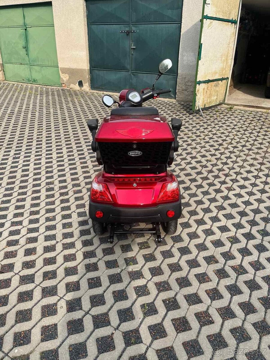 Invalidní skútr Selvo 31000/Li - 3