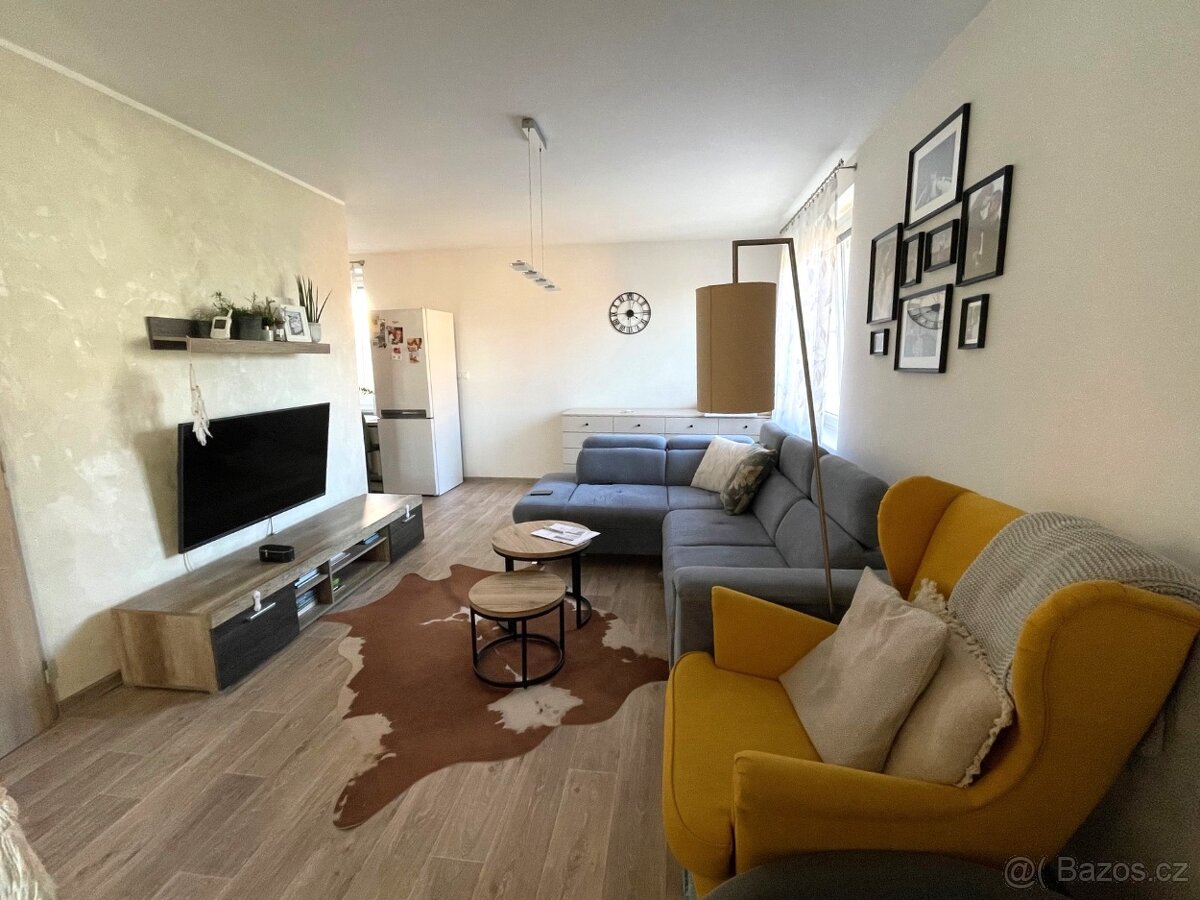 PRODEJ BT 2+1 UHERSKÝ BROD, OKRUŽNÍ - 3