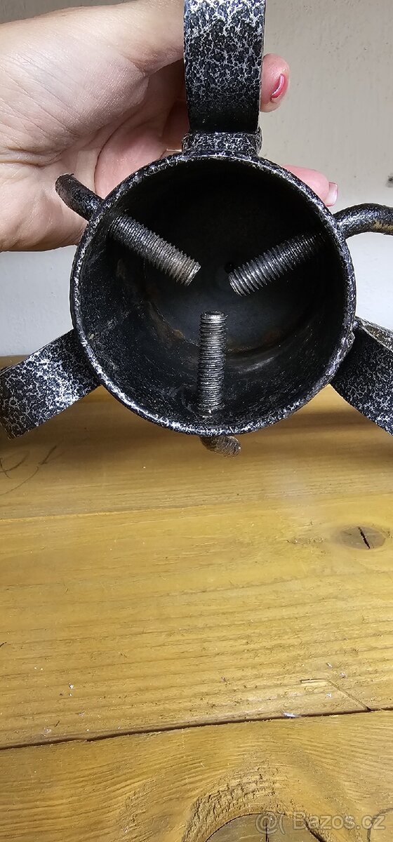 Stojánek na stromeček - 3