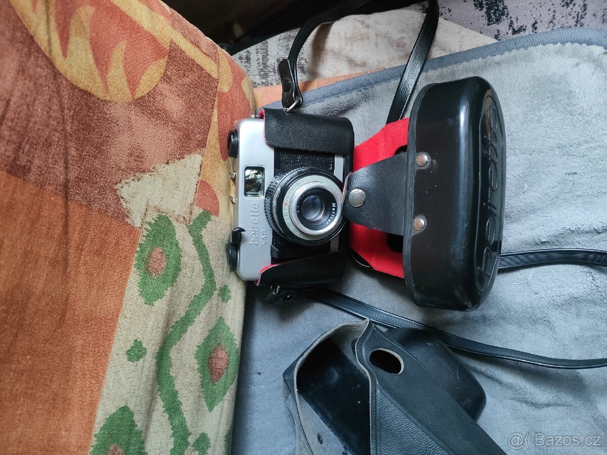 Různé fotoaparáty na filmy - 3