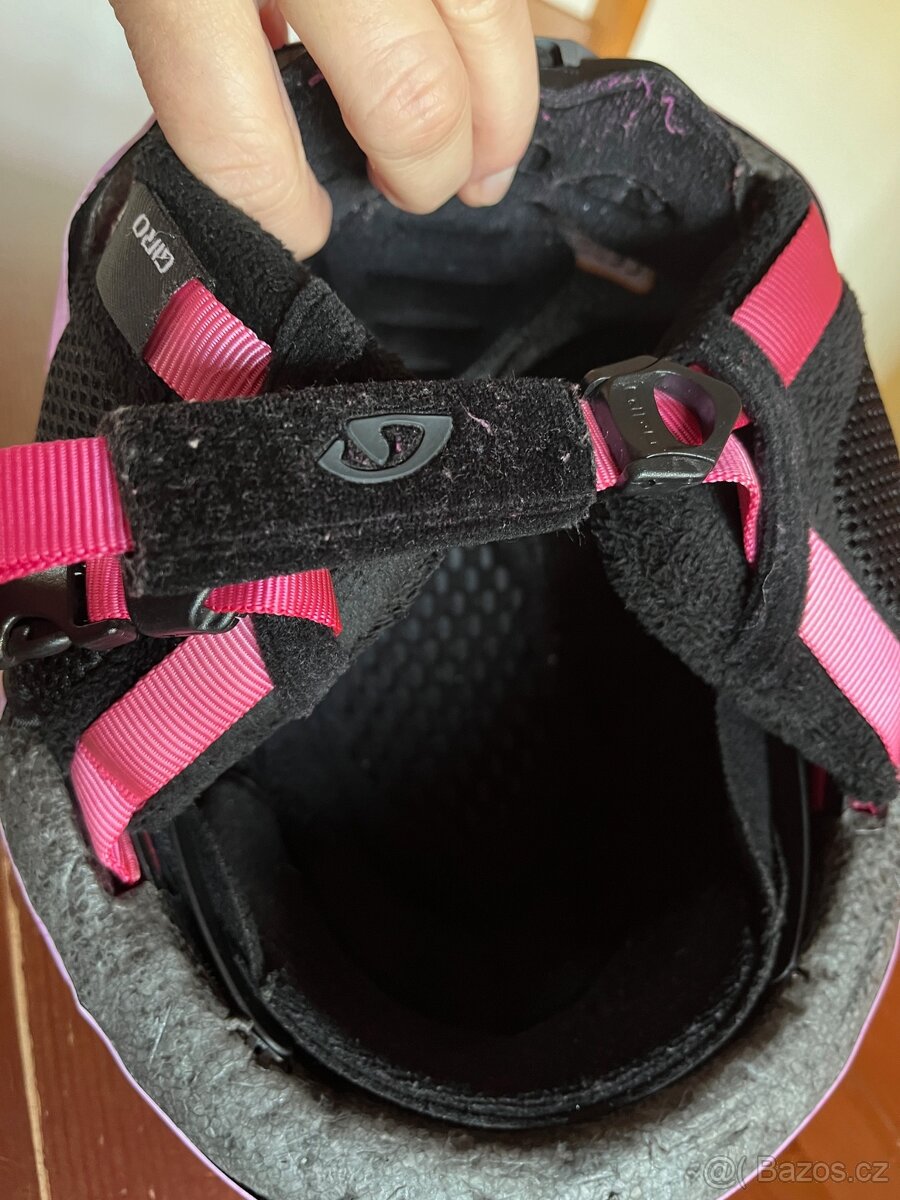 Dívčí lyžařská helma Giro Slingshot hearts, vel. XS/S - 3