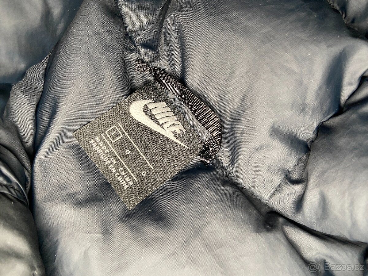 Nike Puffer Jacket Péřová bunda černá L - 3