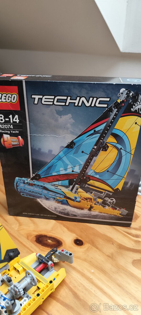 Lego technic 42074 plachetnice - 3