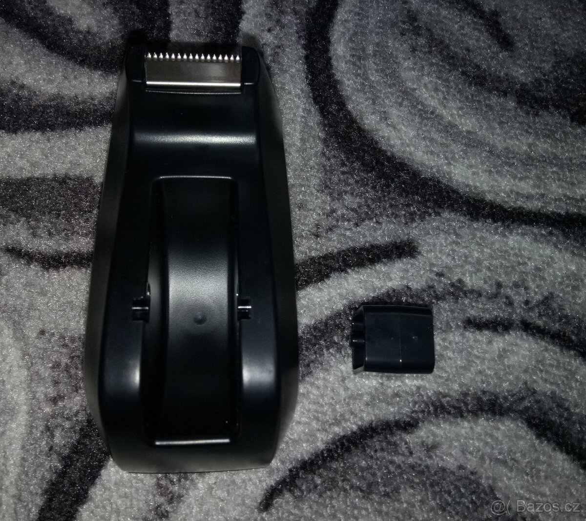 Černý odvíječ lepicí pásky Talentus - 3