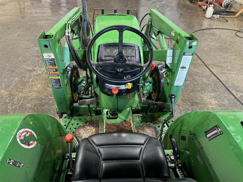 JD John Deere 870 - 3