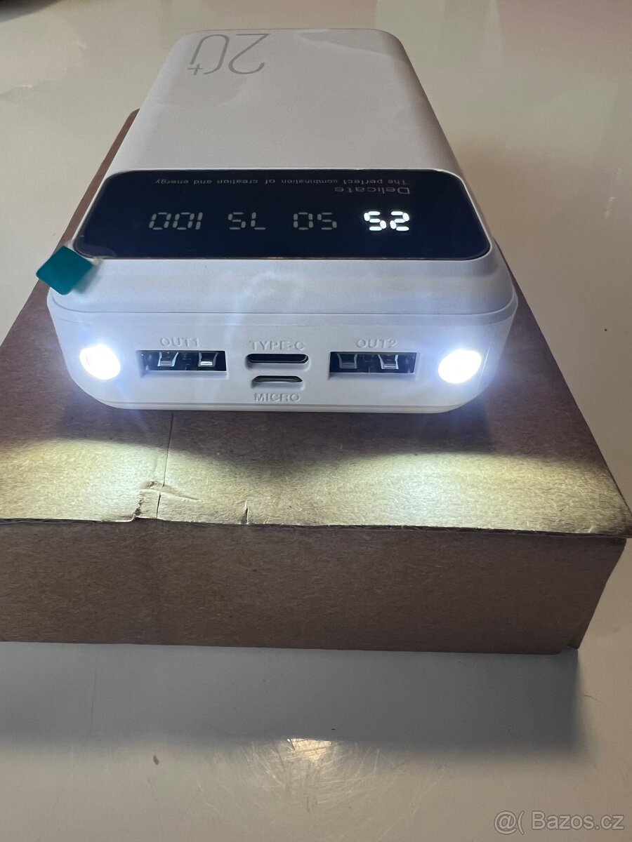 Powerbanka 20000mAh, se svítilnou  - 3