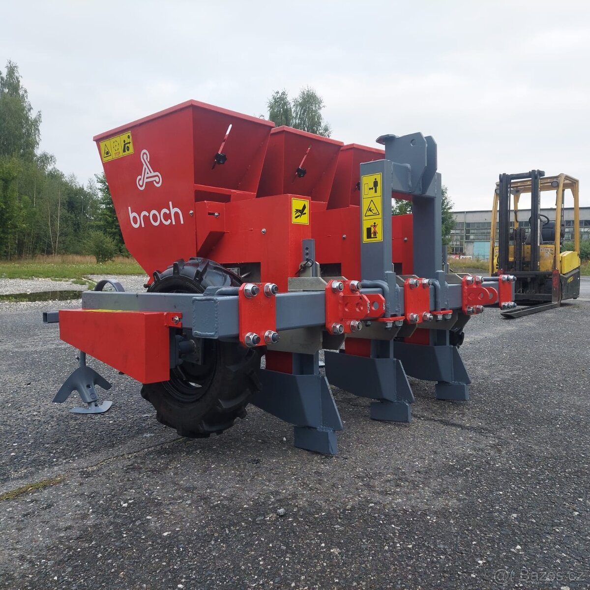 SAZEČ NA ČESNEK J.J. BROCH 3 řádkový - 3