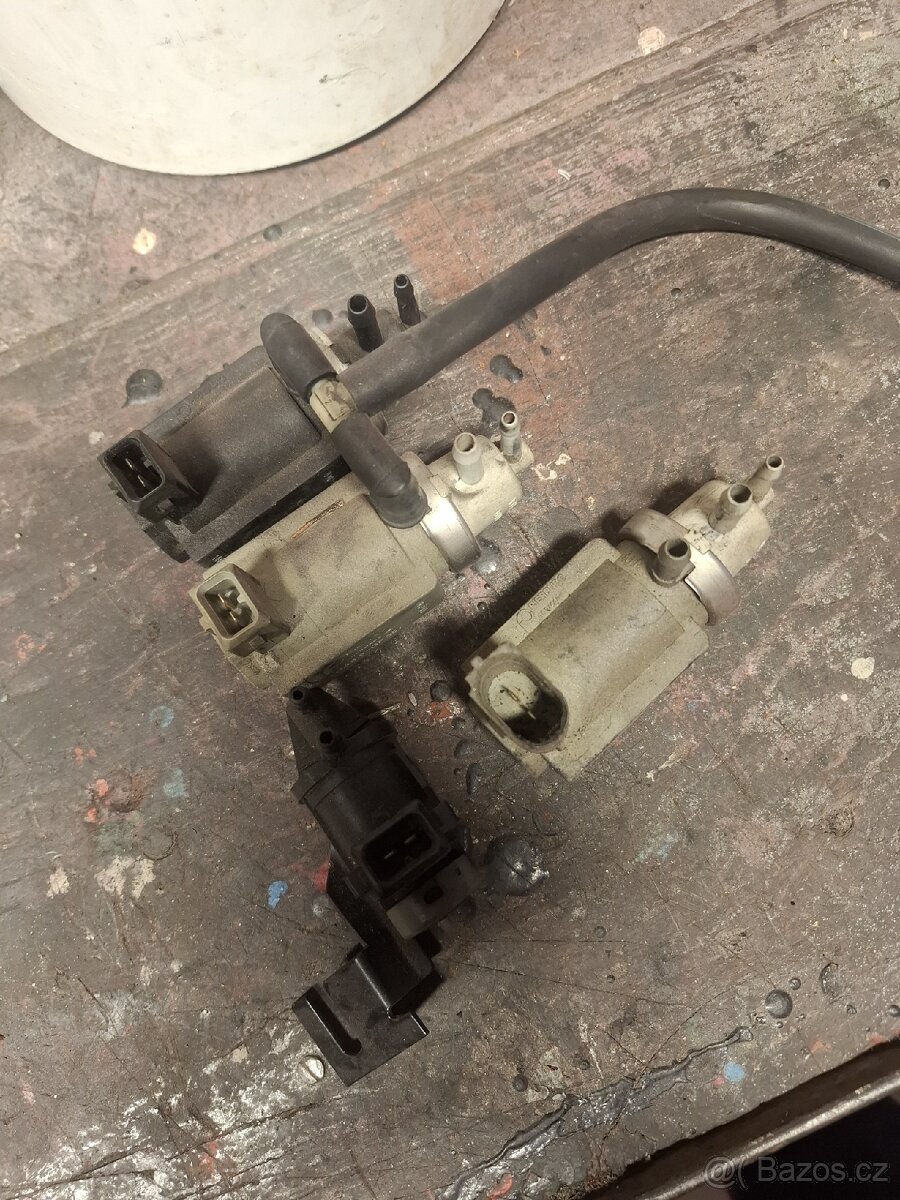 Díly 2.5 TDI 132kw Audi - 3