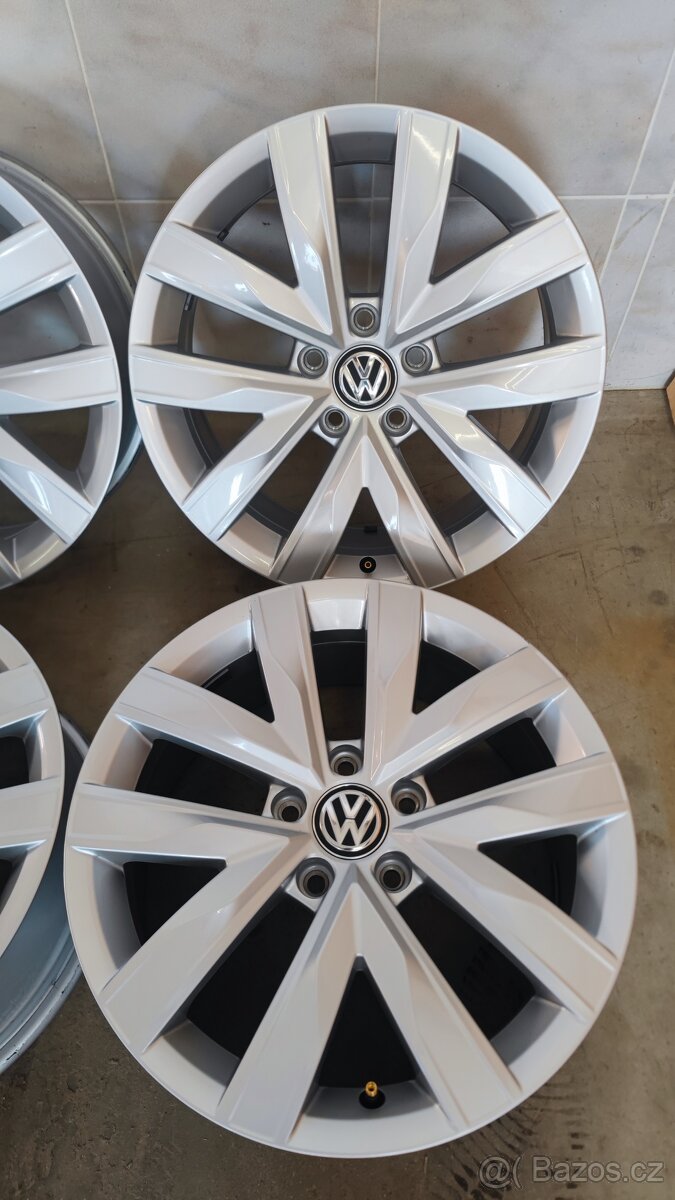 Alu kola 5x112 R17 original VW - 3