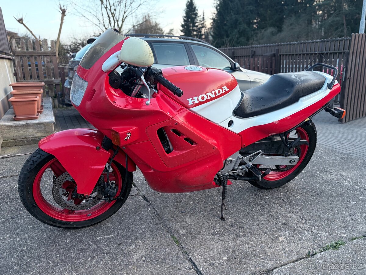 Honda cbr 600 - 3