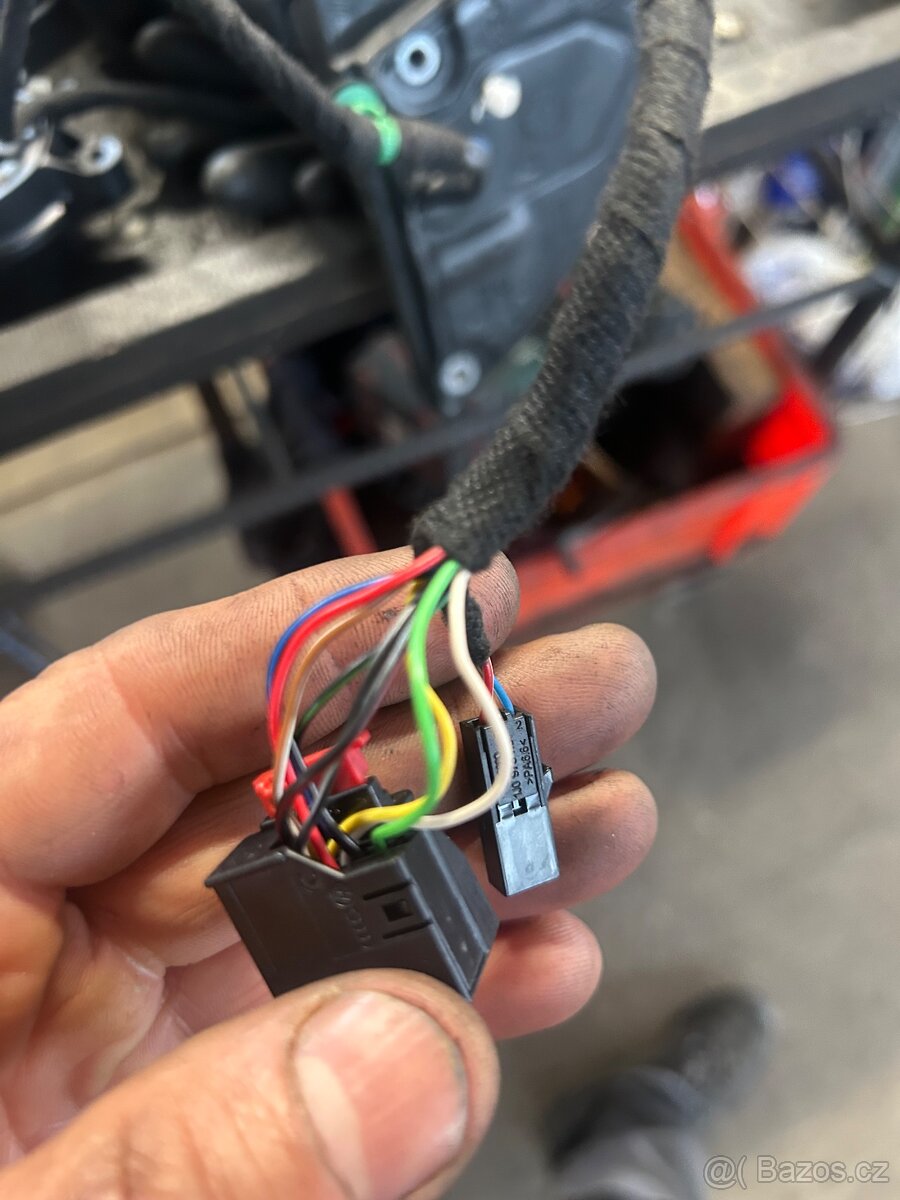 Passat B7 alltrack levé zrcátko 9 pin - 3