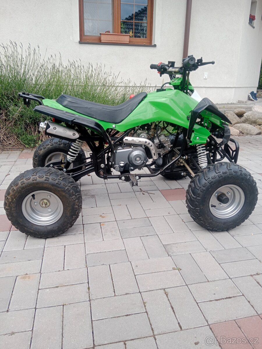 Dětská čtyřkolka ATV 110
