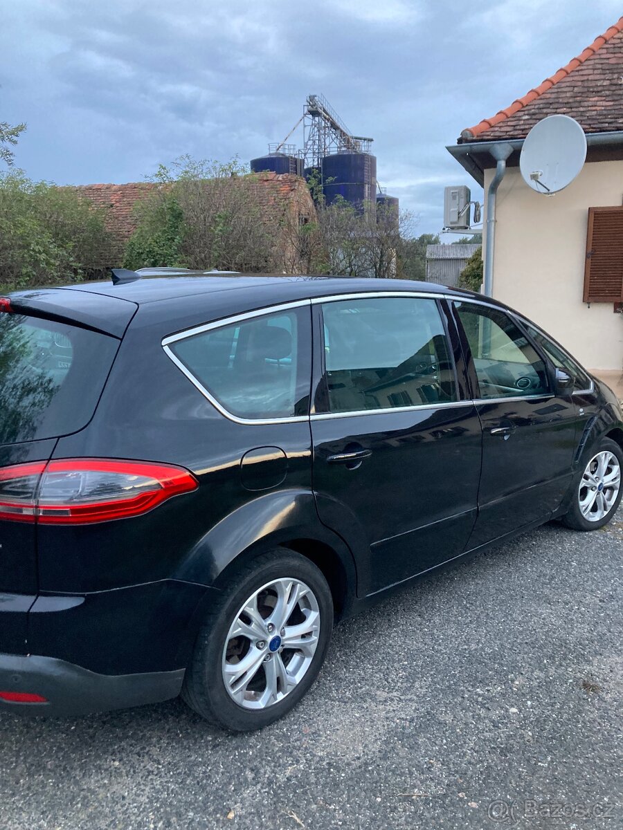 Prodam Ford s-max 120kw titanium - 3
