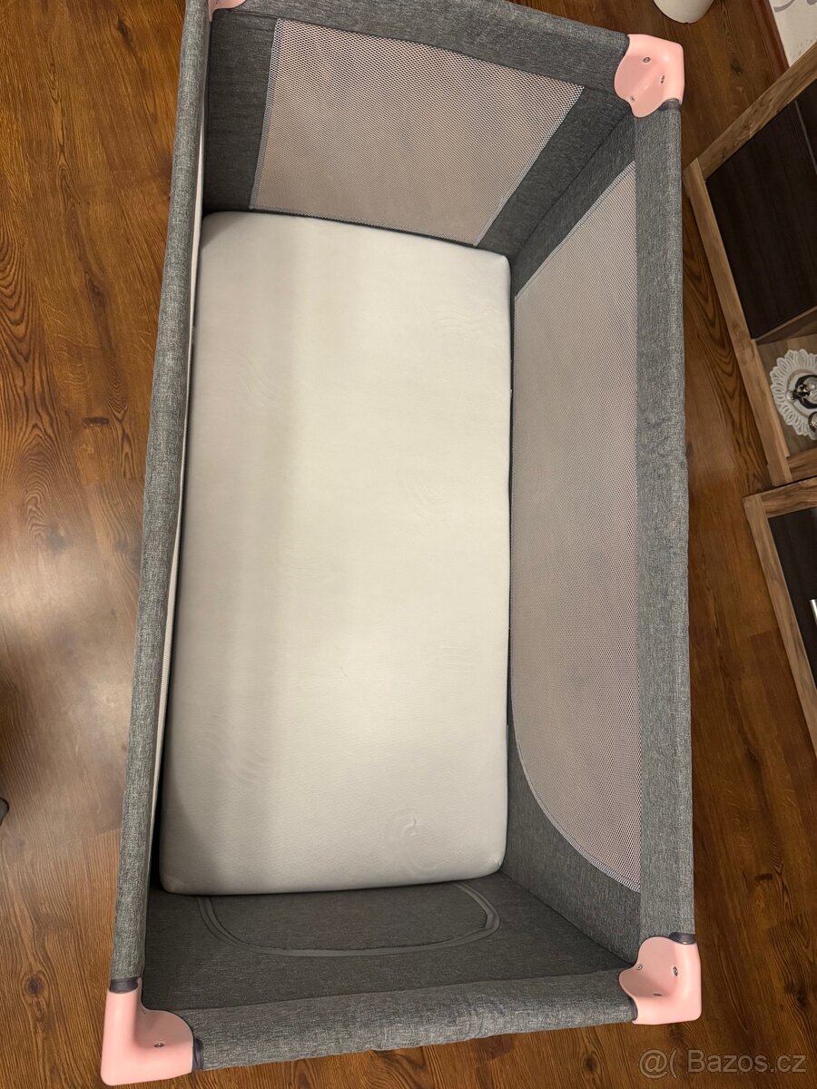 Cestovní postýlka Kinderkraft Joy + matrace 8cm - 3