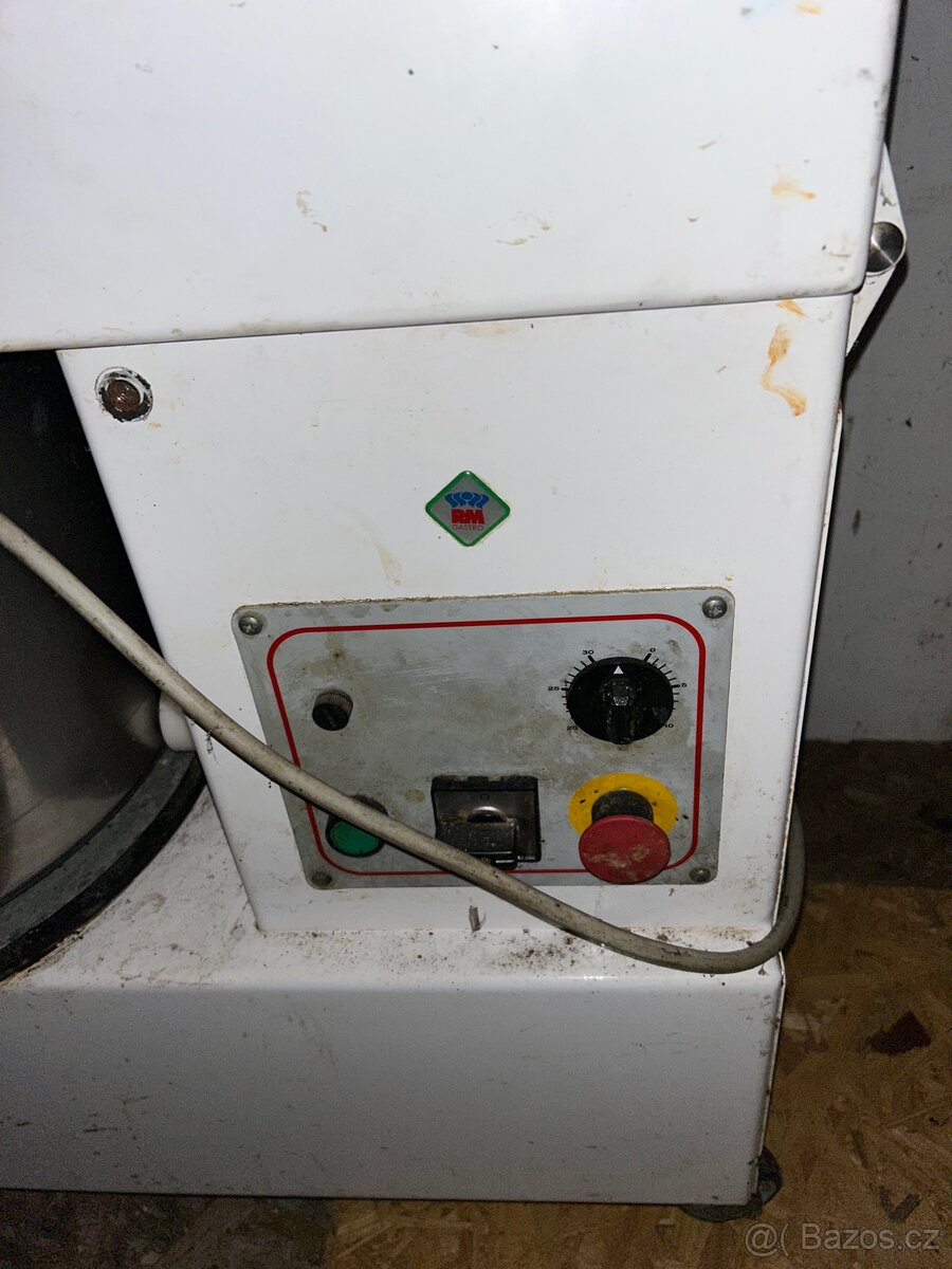 Hnětač těsta nádoba 33 l 400 V - 3