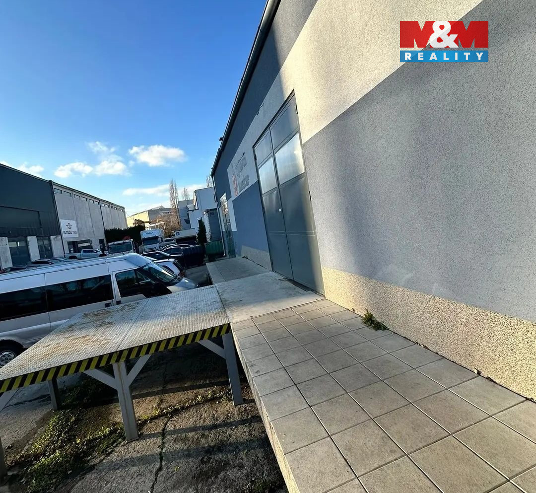 Pronájem skladu, 350 m², Kladno, ul. Libušina - 3