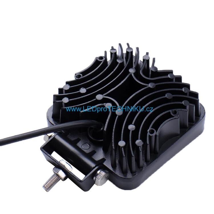 Nové LED světlo (reflektor) hranaté 48W - 3