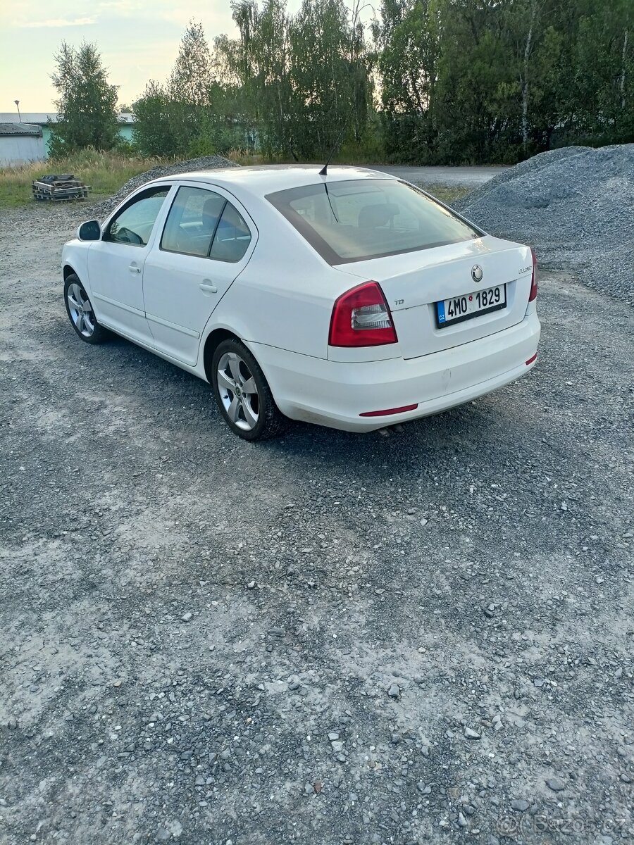 Prodám Škoda Octavia 2 facelift, 1.9 TDI 77kw, STK 6/26 - 3