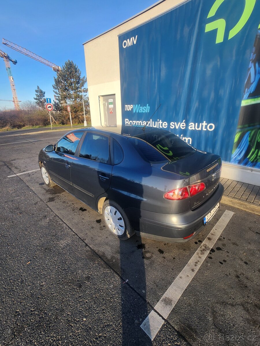 Seat Cordoba 1.4 - 3