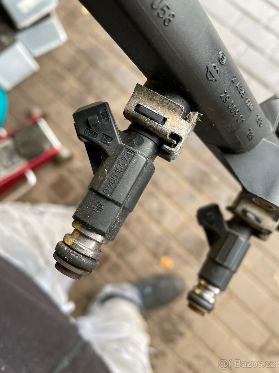 Vstřikovací lišta VW Lupo ALL - 3