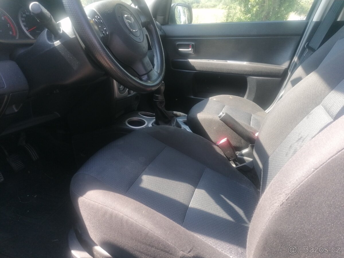 Mazda 2, r.v. 2006, 1.3i - 3