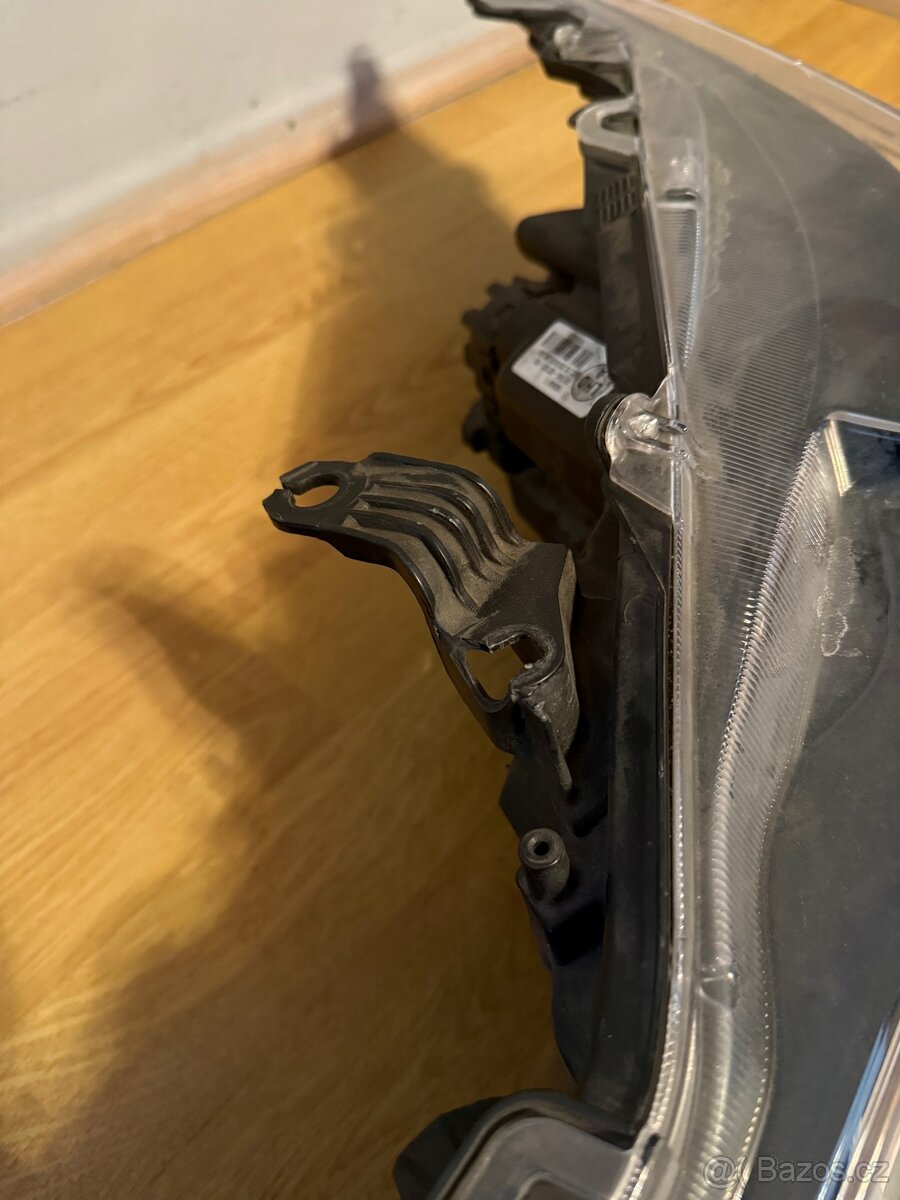 Přední světla Toyota Corolla - 3