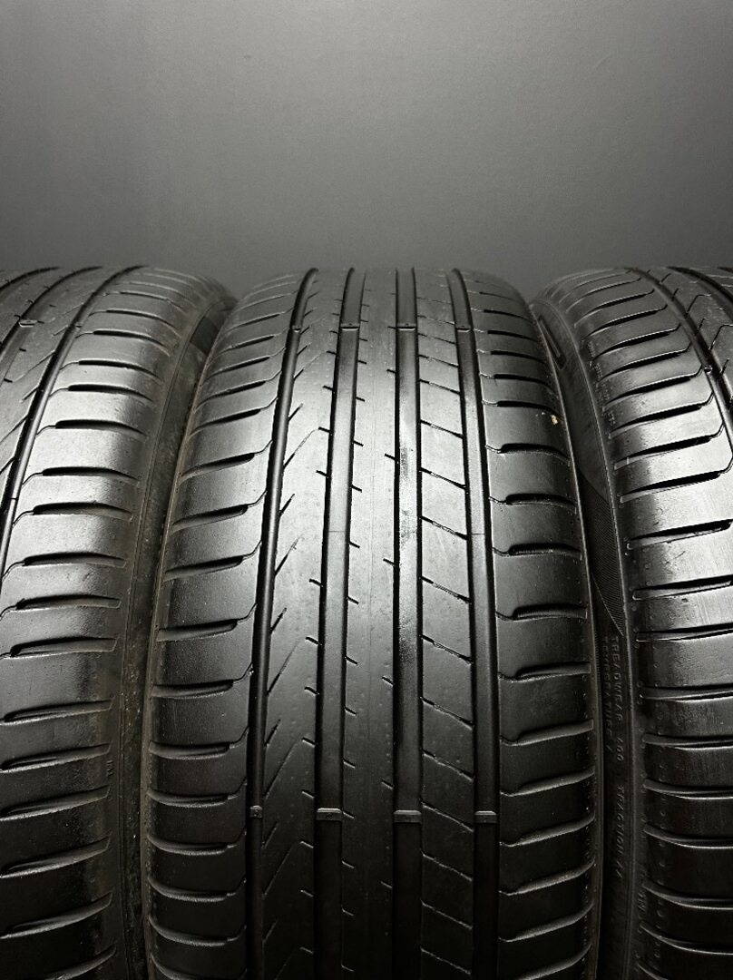 Sada pneu Pirelli 235/55/18 100V - 3