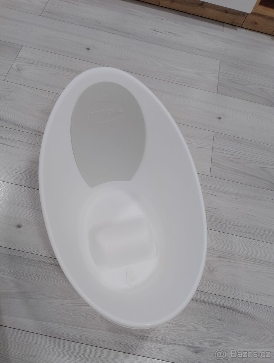 Vanička Shnuggle bílá/šedá opěrka - 3