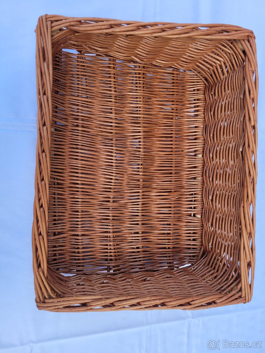 Proutěný koš - 3