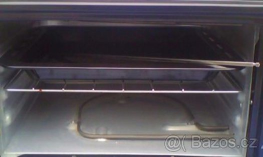 Nabízím menší el. troubu - 3