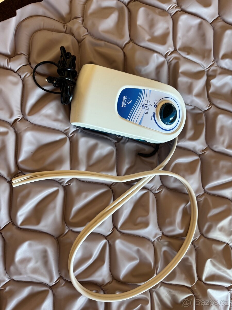 Zdravotnická polohovací postel, vozík, chodítko - 3