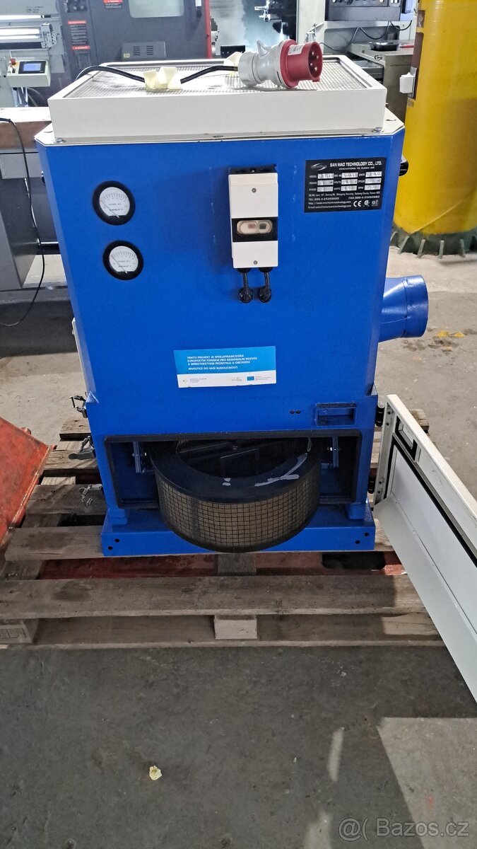 Odtah par a filtrace k CNC stroji - 3