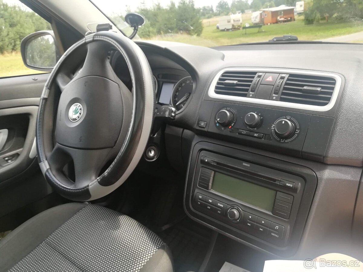 Škoda Roomster Scout - 3