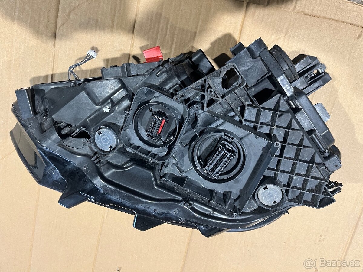 PŘEDNÍ SVĚTLO PRO VW PASSAT B8 - 3